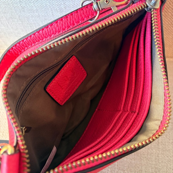 Joy Susan Pink Faux Leather Convertible Crossbody and Wristlet NEW WITH TAGS - Picture 5 of 7